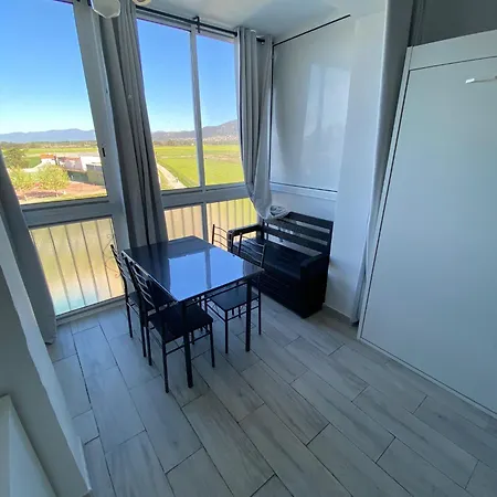 Avec Piscine Et Parking Apartment