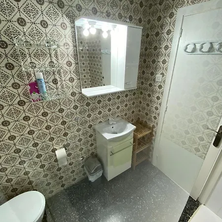 Avec Piscine Et Parking Apartment *