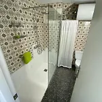 Avec Piscine Et Parking *