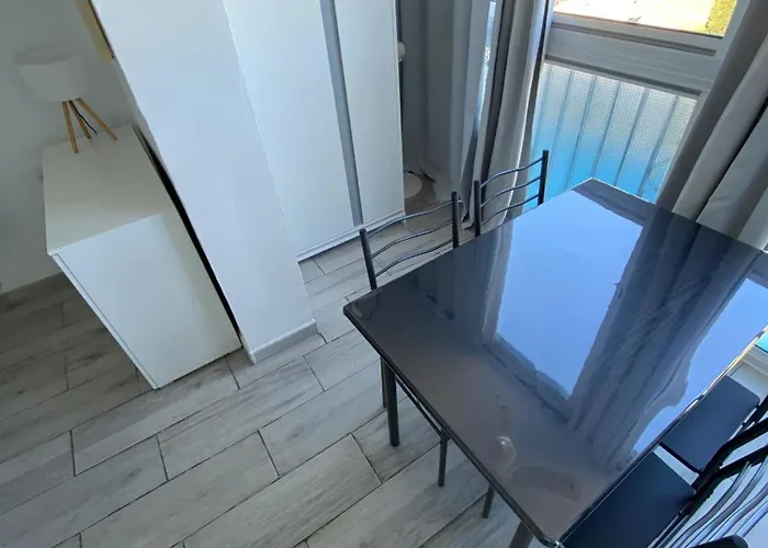 Appartamento Avec Piscine Et Parking *